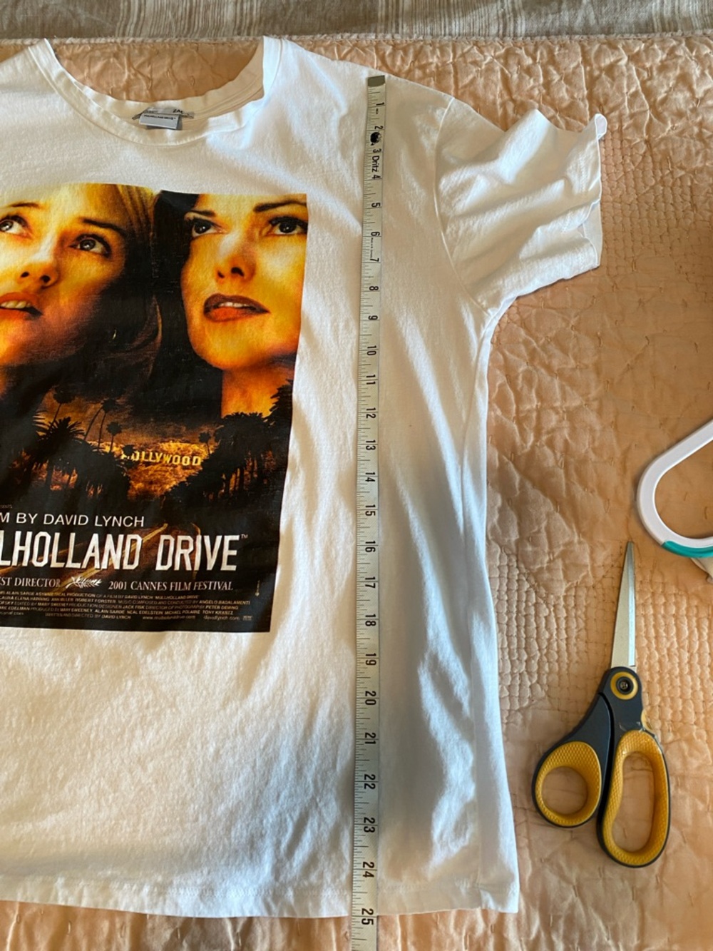 Zara White Mulholland Drive Graphic Tee with Yellow-Orange Print, Size XL - Picture 3 of 6
